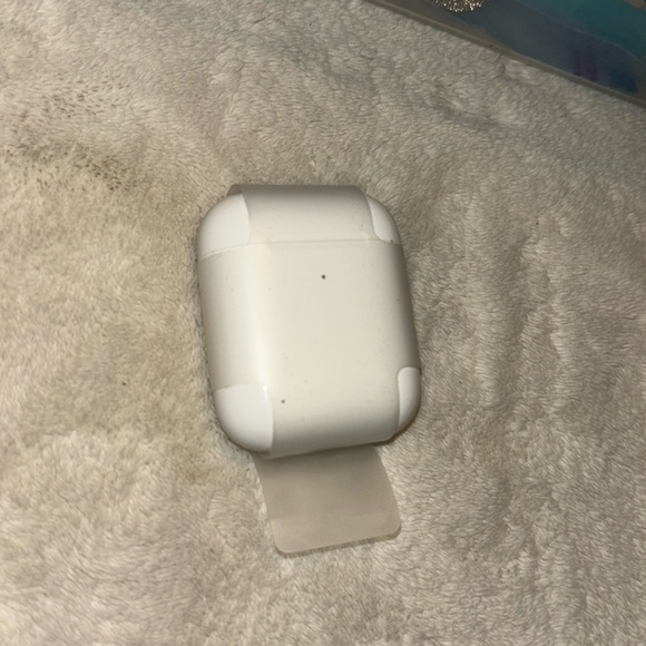 Apple Other - NWOT Apple AirPods  case
